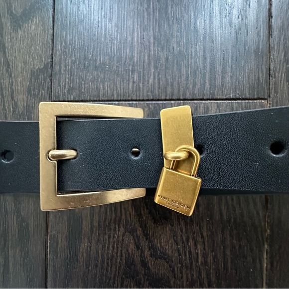 Kurt Geiger London 30mm Padlock Keeper Leather Belt - Size Small / Medium - Picture 10 of 12